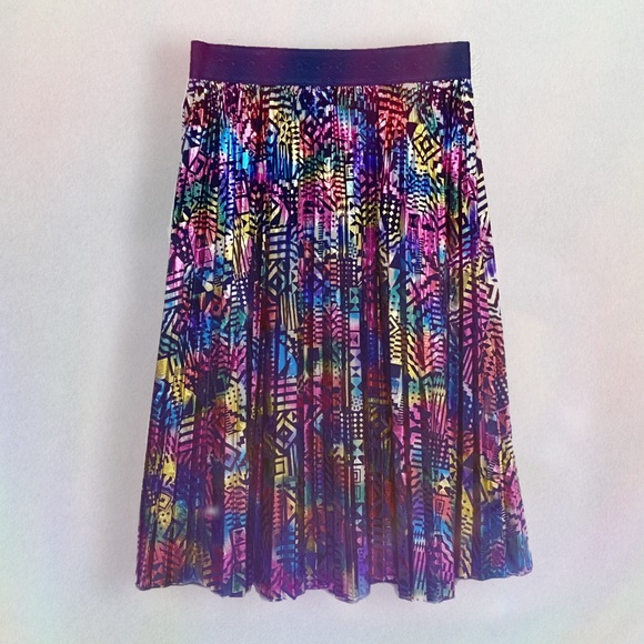 NWOT Elegant LuLaRoe Jill Rainbow Shimmer Pleated Midi Skirt Size Medium